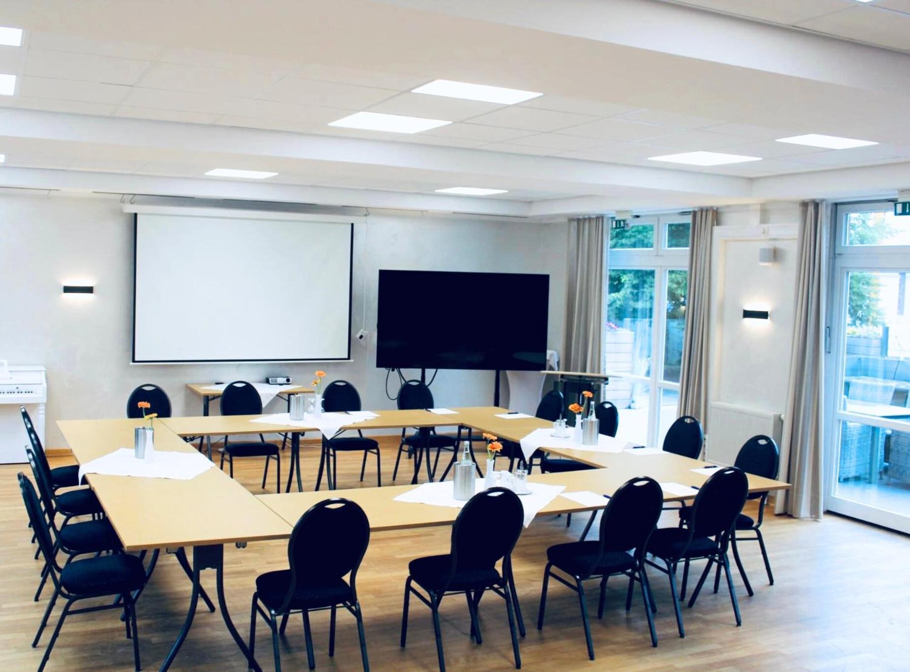 Hotel Adler & Eventlocation Gmbh Itzehoe Εξωτερικό φωτογραφία